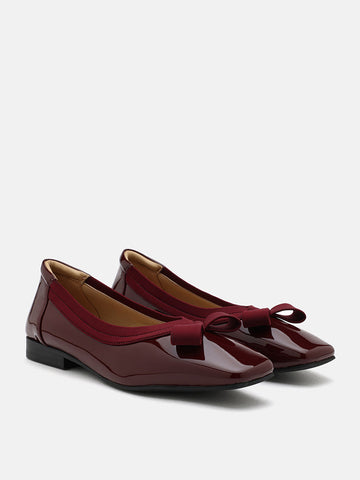 Makayla Patent Bow Flats